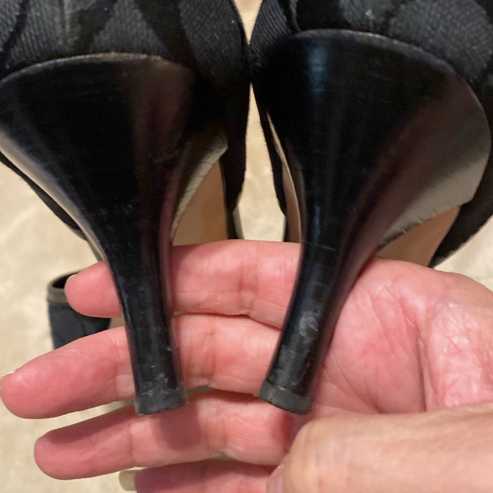 COACH Allison Black/BLK Heels - Picture 3 of 9